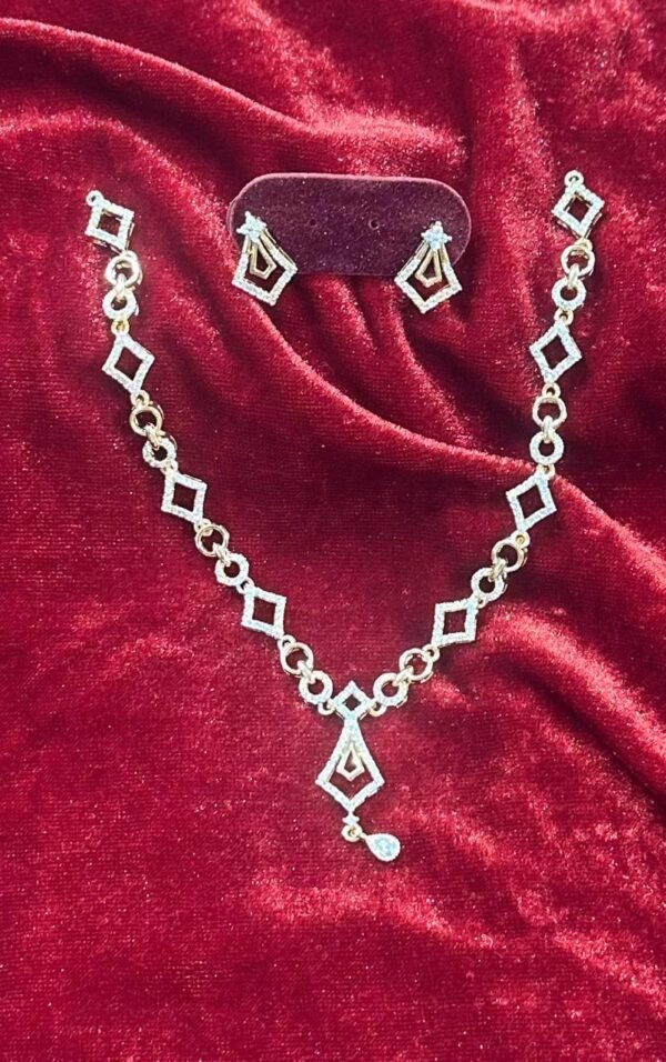 SAKHI AD NECKLACE - Image 2